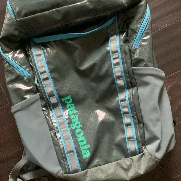 Patagonia Black Hole Pack 32L - Picture 9 of 11